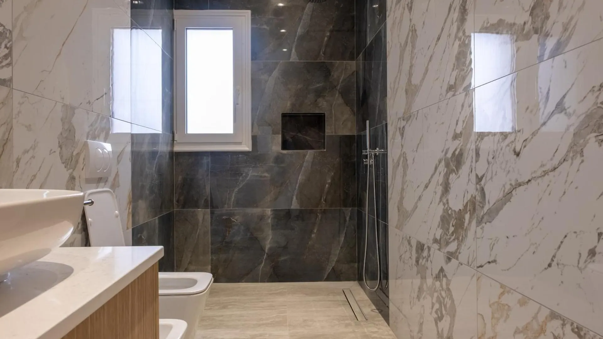 Rentoasis Appartement Durrës